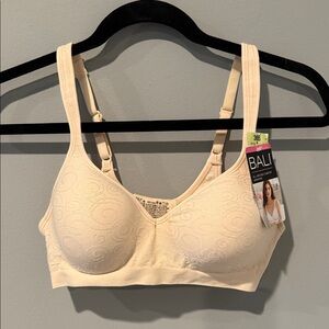 Bali Women's Elegant Cream Bra